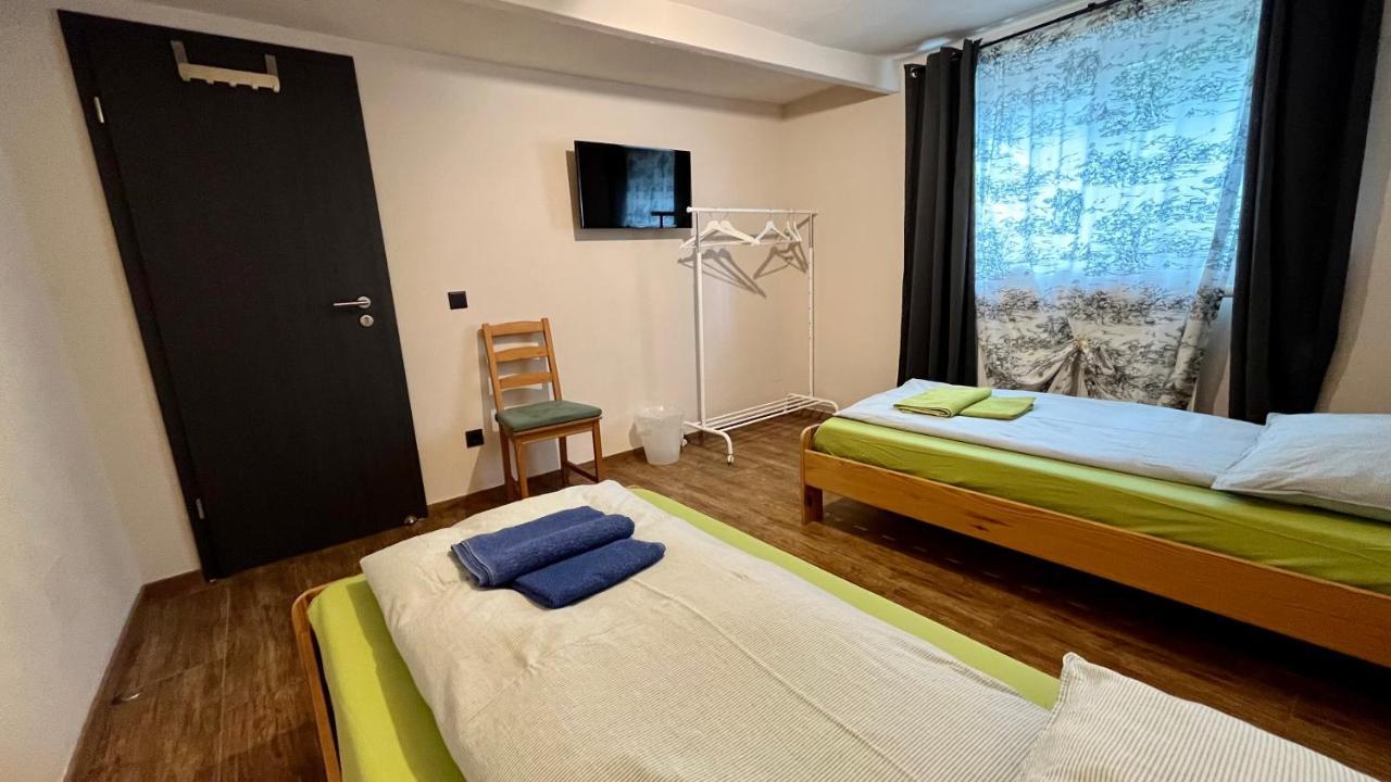 QuiddelbachFranky House Am Nuerburgring住宿加早餐旅馆 外观 照片